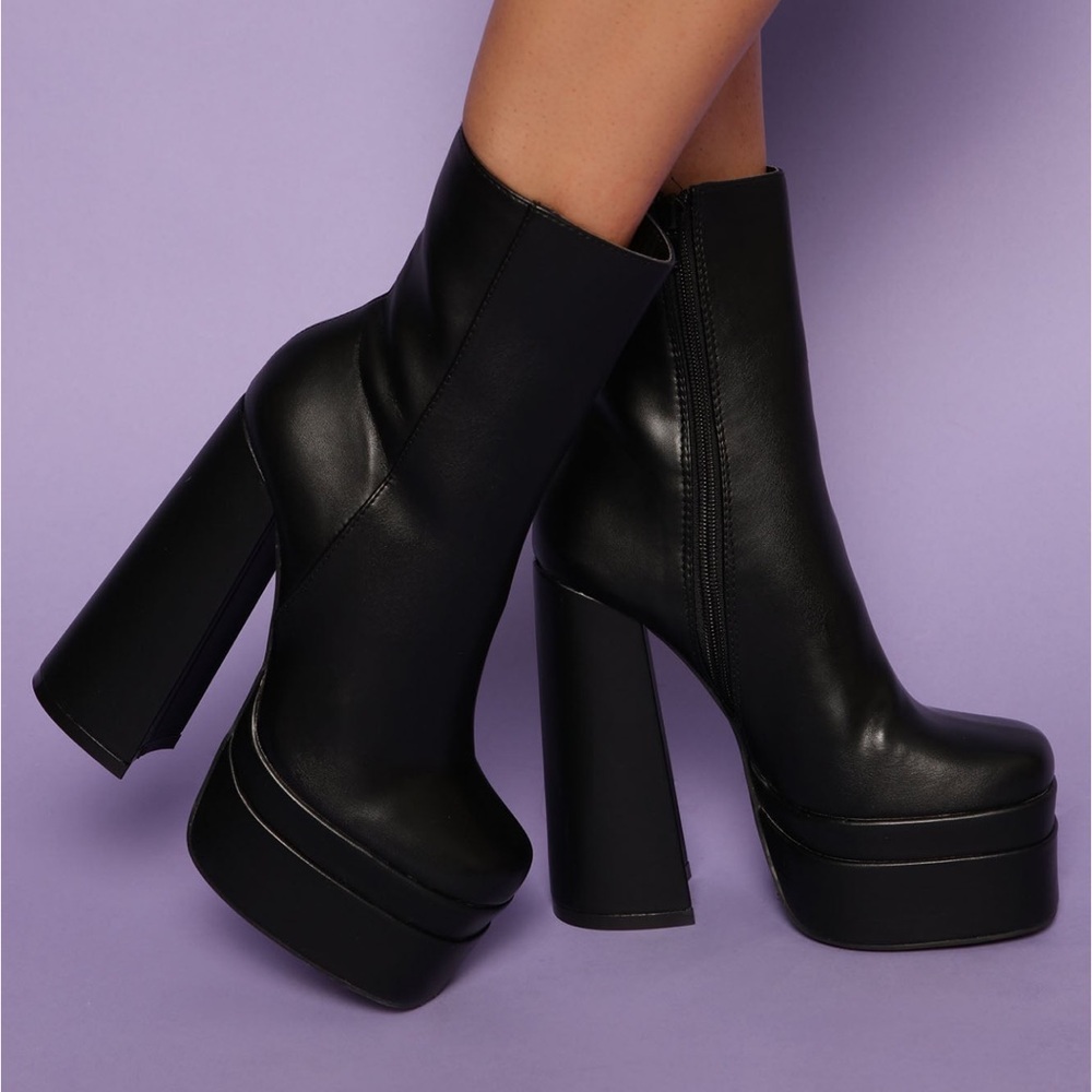 Fashion Nova platform boots